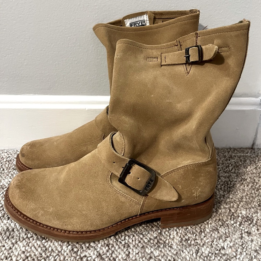 Womens Frye Boots.